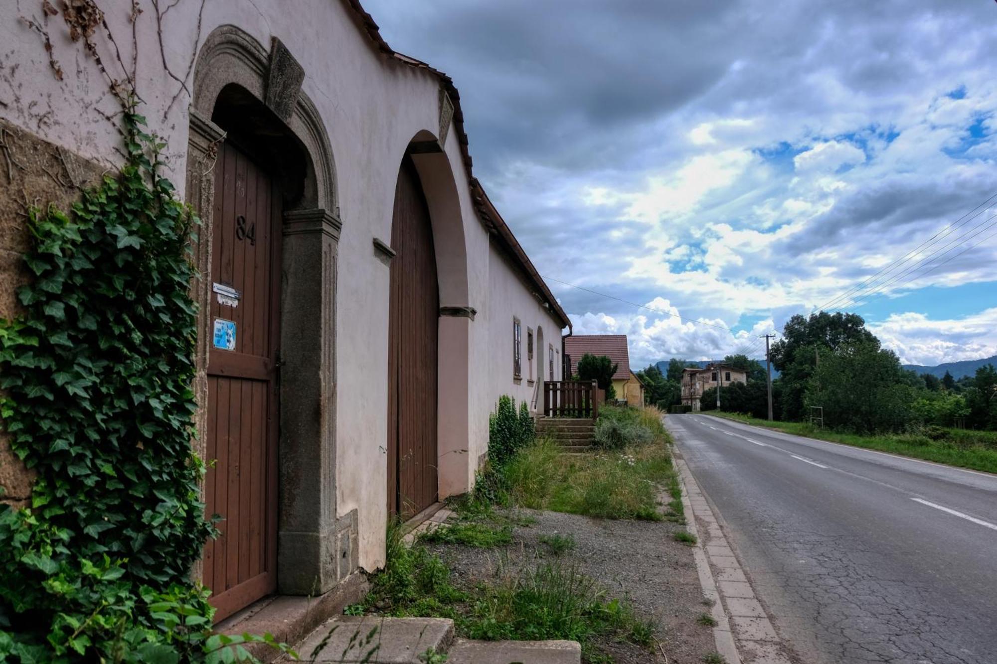 Apartmany V Broumovskem Statku Екстер'єр фото