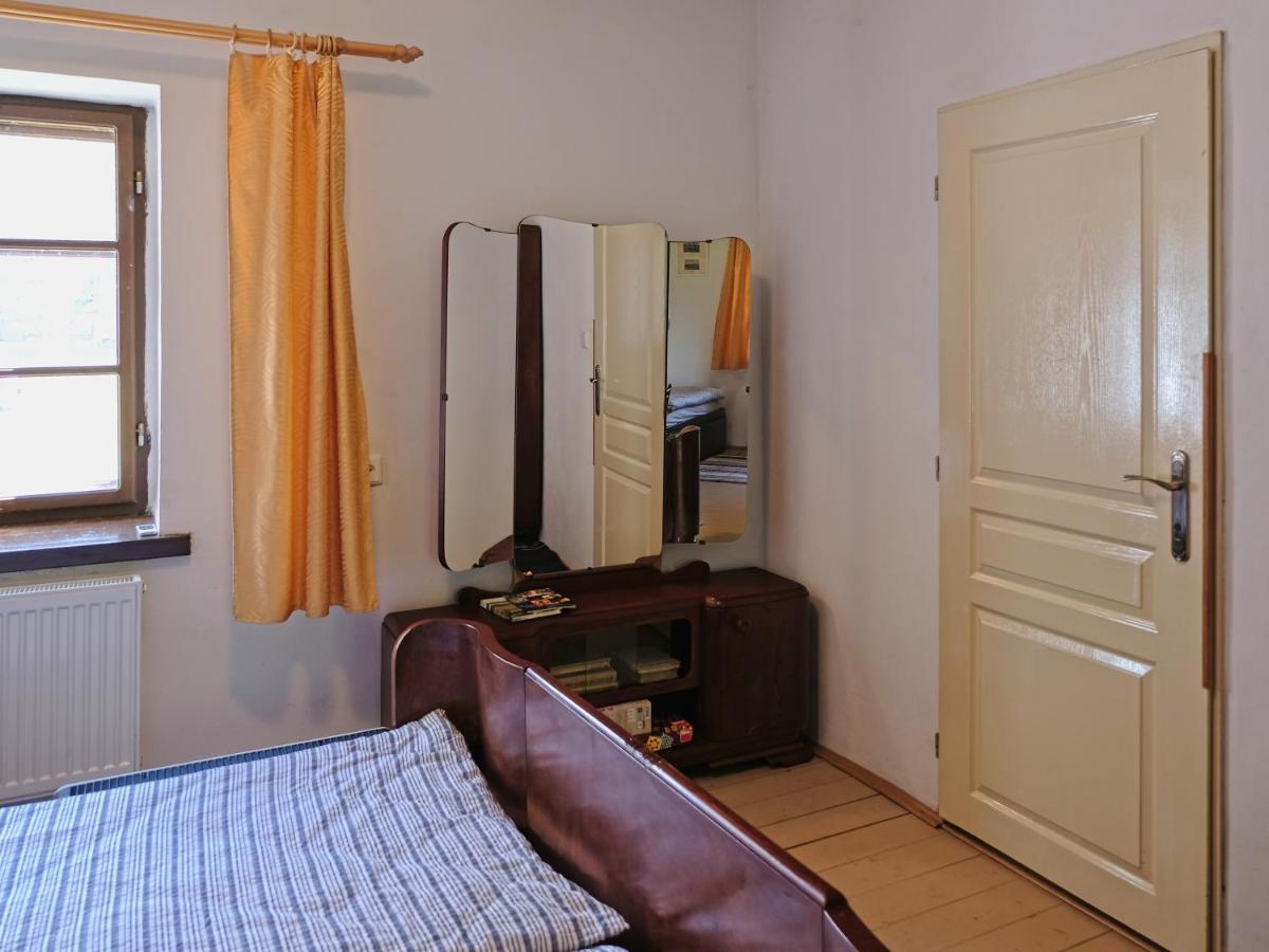 Apartmany V Broumovskem Statku Екстер'єр фото